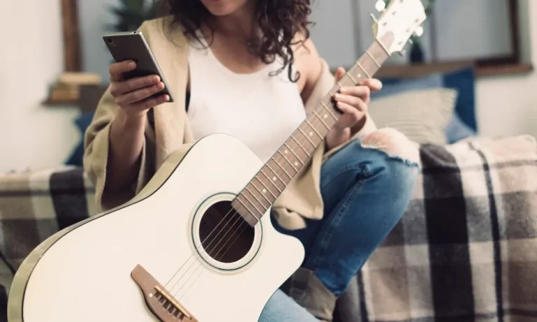 6 Best Ukulele Learning Apps (Android & iOS) in 2024